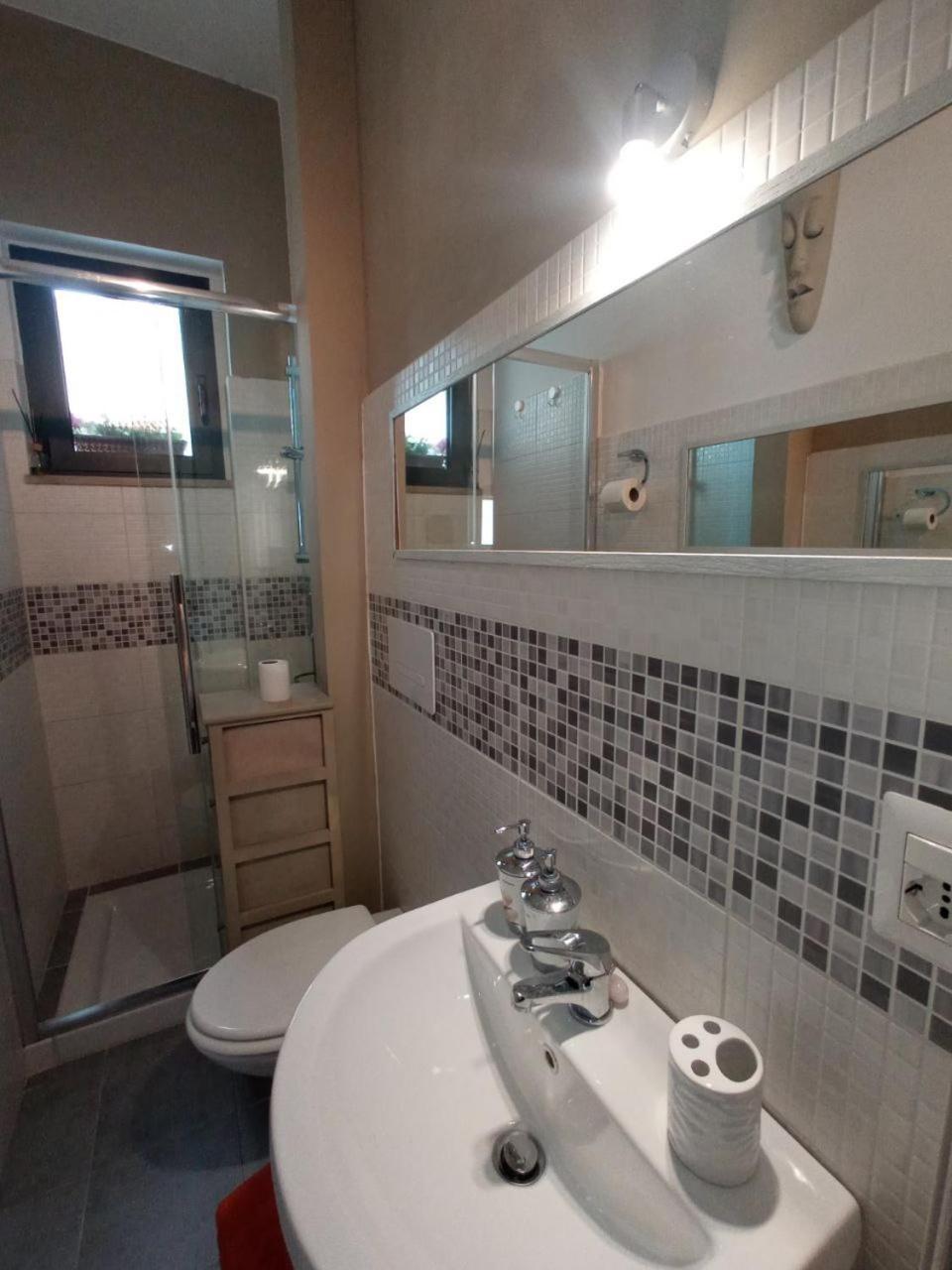 Myhouse Hotel Olbia Bagian luar foto